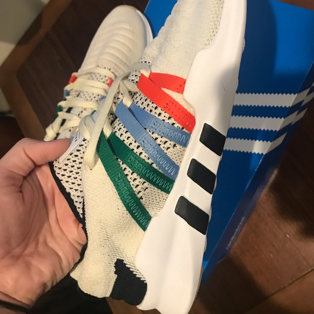 ADIDAS Women’s EQT Racing ADV Cream Sneakers Sz 8
